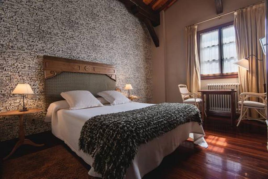 Hotel Konbenio Аморебьета-Эчано Номер фото